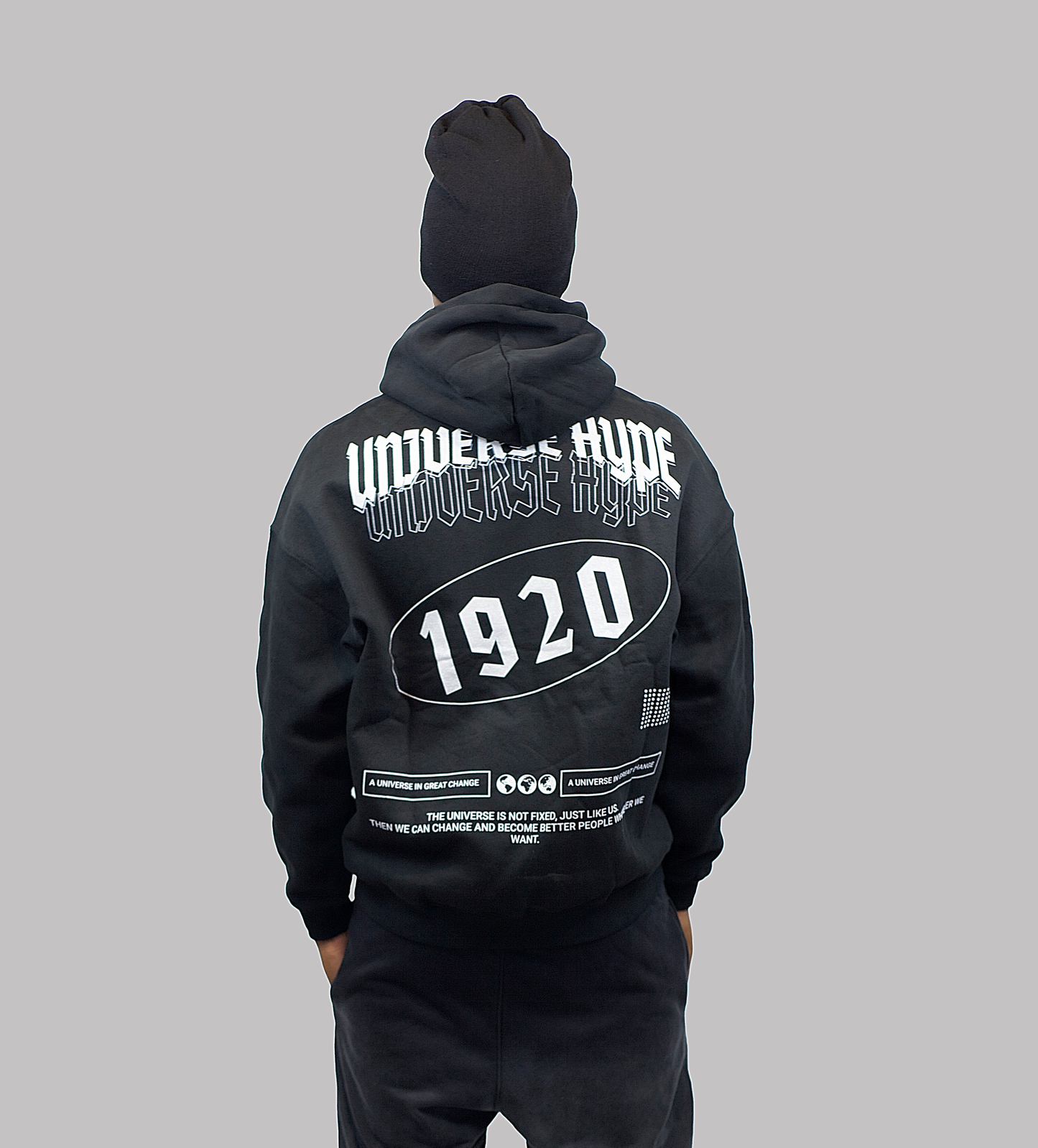 UNVRS 1920 BLACK HOODIE